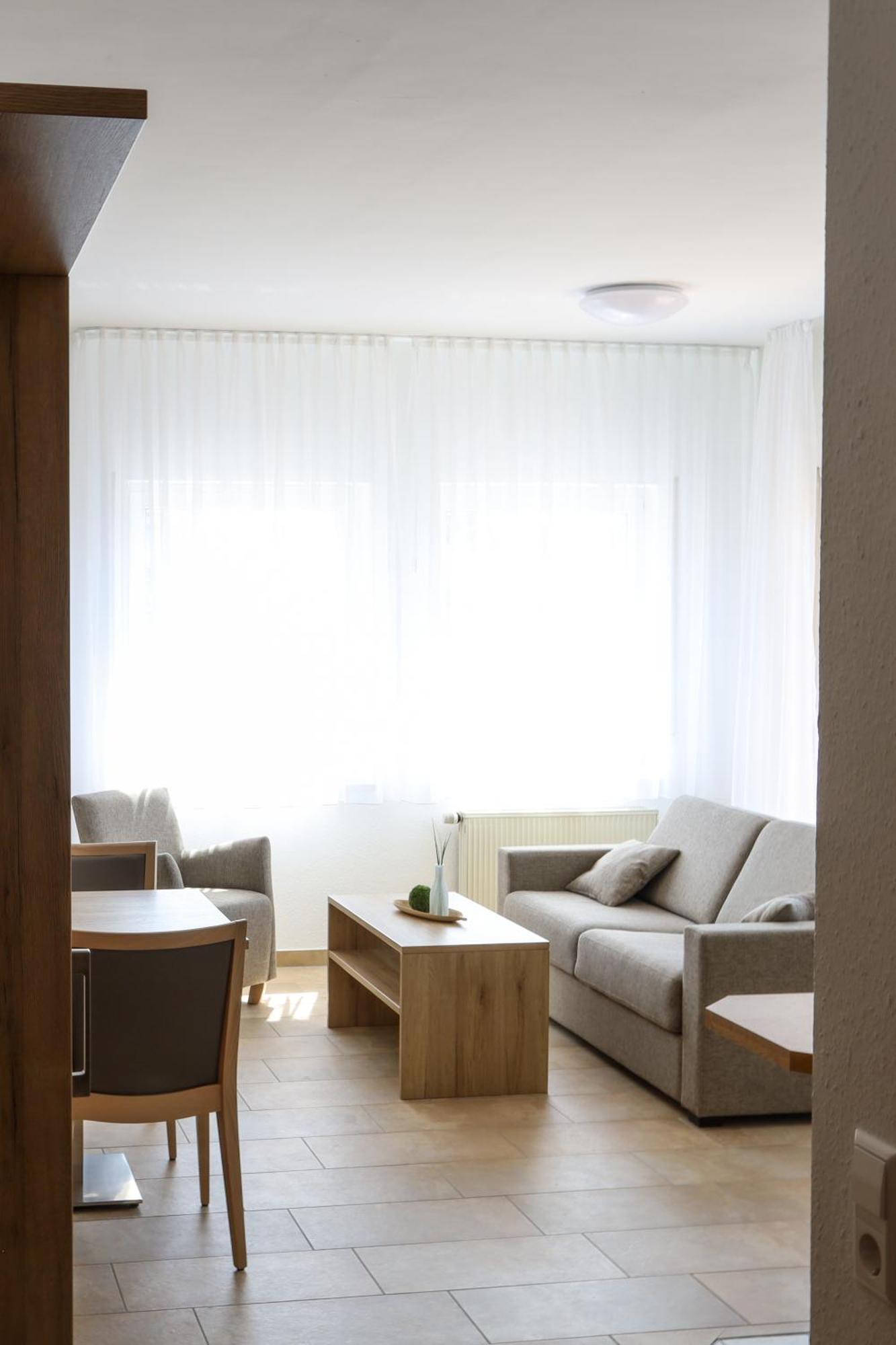 Hotel Adler Nattheim Экстерьер фото